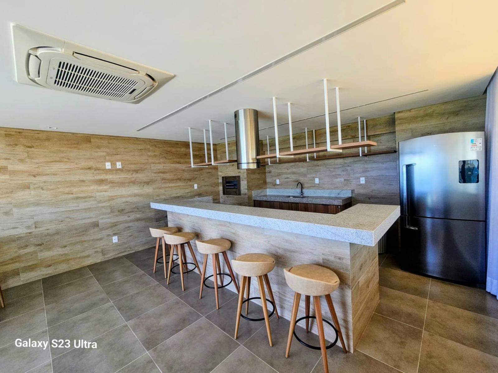 Apto Em Frente Ao Mar Pe Na Areia Na Praia De Itapua Apartamento *