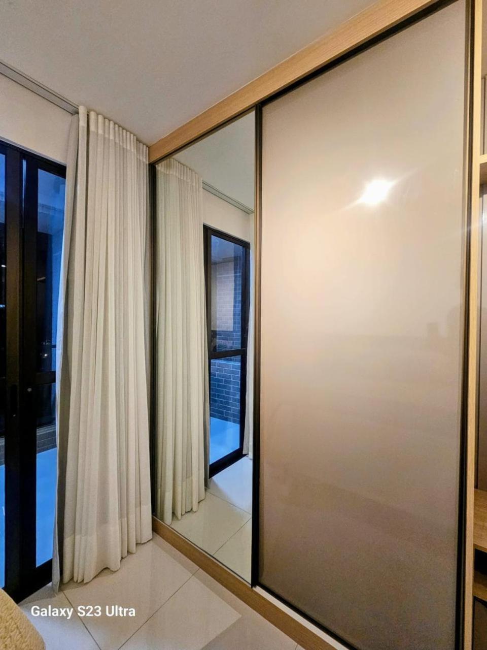 Apto Em Frente Ao Mar Pe Na Areia Na Praia De Itapua Apartamento *